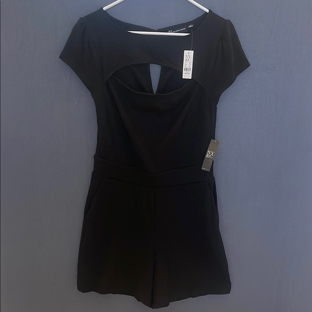 NWT New York & Company Elegant Black Romper Size Medium